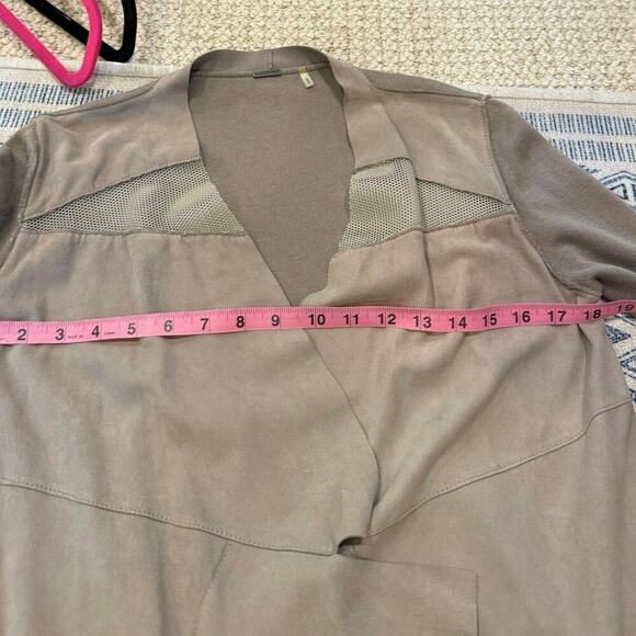 Elie Tahari Suede Draped Cardigan – Taupe – XS - Picture 5 of 6